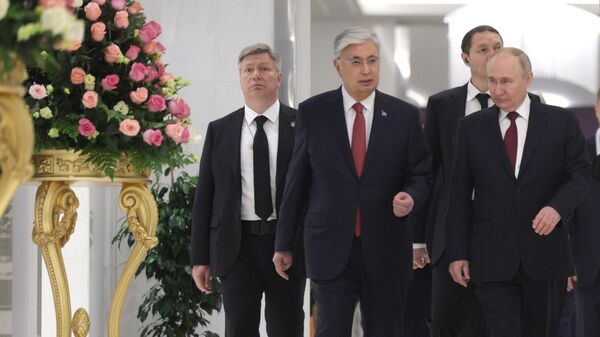 Визит президента Владимира Путина в Казахстан для участия в саммите ШОС