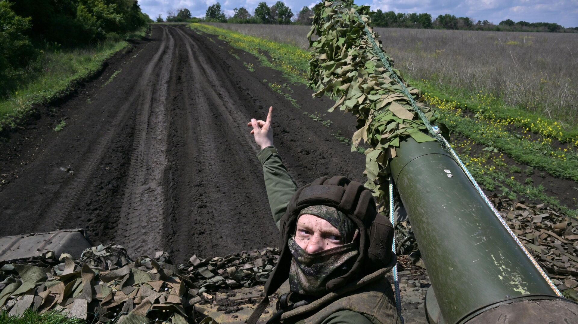 Боевая работа танкистов группировки войск Запад - РИА Новости, 1920, 09.05.2025