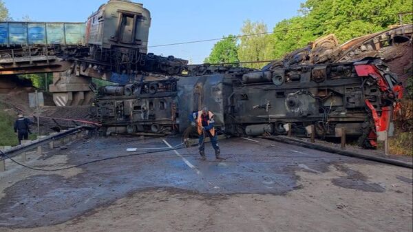 Обрушение моста в Курской области